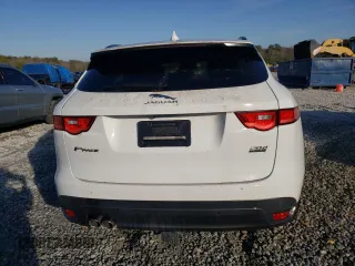 2017 Jaguar F-Pace 20d Premium with VIN SADCJ2BN2HA084928, listed as a Copart auction lot 42312535 with 105,047 mi miles and Clean Title. Bid and sale history available at DreamBid. Image 6.
