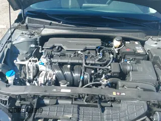 2025 Hyundai Elantra SEL Convenience with VIN KMHLS4DG5SU983125, listed as a IAAI auction lot 43149026 with 285 mi miles and . Bid and sale history available at DreamBid. Image 19.