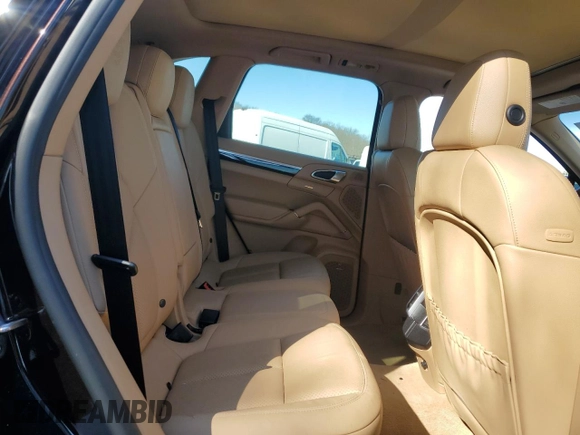 2014 Porsche Cayenne с VIN WP1AA2A22ELA96960, выставлен на аукционе Copart как лот 48517675 с пробегом Не указан миль и Списание • Salvage title. История ставок и продаж доступна на DreamBid. Изображение 11.