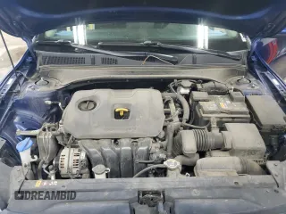 2021 Kia Forte LXS z VIN 3KPF24AD1ME412826, wystawiony jako Copart lot #60433735 z przebiegiem 67 056 mil mil oraz Szkoda całkowita • Salvage title. Historia ofert i sprzedaży dostępna na DreamBid. Obrazek 11.