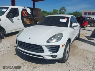2016 Porsche Macan S with VIN WP1AB2A57GLB54166, listed as a IAAI auction lot 41894948 with 120,832 mi miles. Bid and sale history available at carsss.com. Image 17.