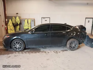 2016 Lexus ES 350 with VIN 58ABK1GG2GU025923, listed as a IAAI auction lot 41757363 with 85,192 mi miles. Bid and sale history available at carsss.com. Image 14.