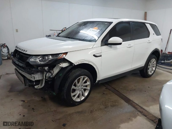 2017 Land Rover Discovery Sport HSE with VIN SALCR2BG1HH643617, listed as a IAAI auction lot 41793243 with NaN miles. Bid and sale history available at carsss.com. Image 2.