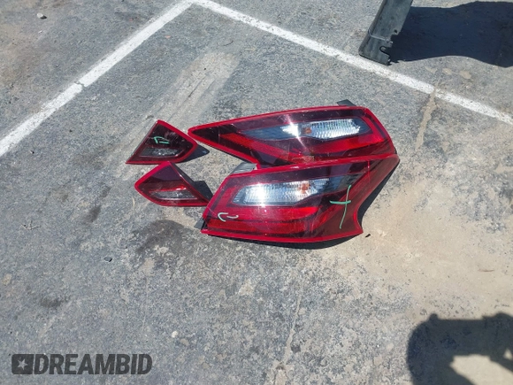 2017 Nissan Altima S z VIN 1N4AL3AP9HC173928, wystawiony jako IAAI lot #41884621 z przebiegiem 73 217 mil mil oraz . Historia ofert i sprzedaży dostępna na DreamBid. Obrazek 18.