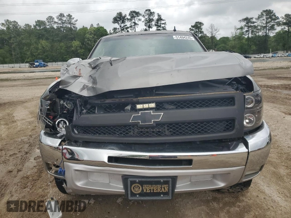 2013 Chevrolet Silverado 1500 LT with VIN 3GCPCSE07DG265705, listed as a Copart auction lot 51494245 with 127,731 mi miles and Salvage Title. Bid and sale history available at DreamBid. Image 5.