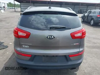 2013 Kia Sportage SX with VIN KNDPCCA62D7506937, listed as a IAAI auction lot 41967245 with 110,151 mi miles and . Bid and sale history available at carsss.com. Image 16.