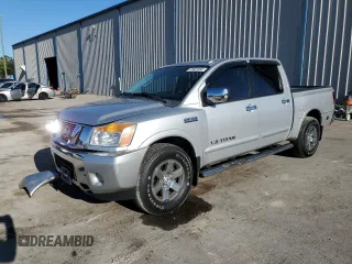 2015 Nissan Titan SV z VIN 1N6BA0ED7FN506693, wystawiony jako Copart lot #72467303 z przebiegiem 46 260 mil mil oraz Szkoda całkowita • Salvage title. Historia ofert i sprzedaży dostępna na DreamBid. Obrazek 1.
