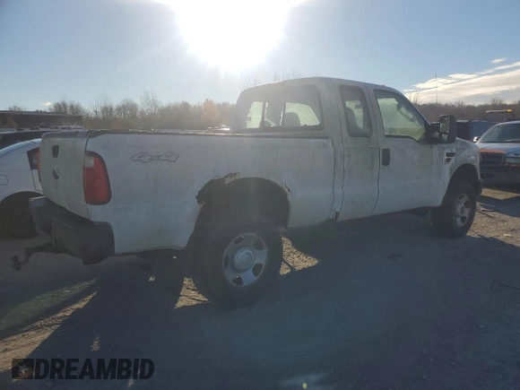 2008 Ford F-350 XL with VIN 1FTWX31528EE31715, listed as a Copart auction lot 81726134 with 127,362 mi miles and Clean Title. Bid and sale history available at DreamBid. Image 3.