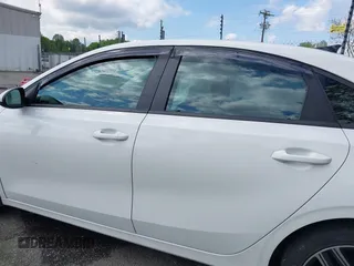 2019 Kia Forte S with VIN 3KPF34AD3KE124249, listed as a IAAI auction lot 41986218 with 40,164 mi miles. Bid and sale history available at carsss.com. Image 14.