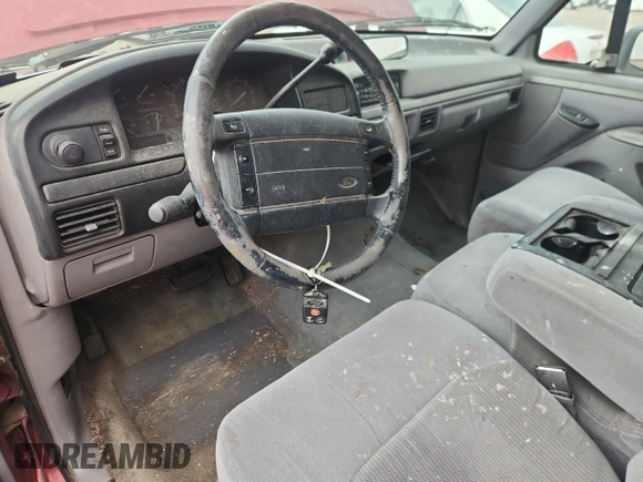 1995 Ford F-150 с VIN 1FTEX15NXSKC03786, выставлен на аукционе Copart как лот 61467235 с пробегом 217 040 миль миль и Чистый • Clean title. История ставок и продаж доступна на DreamBid. Изображение 8.