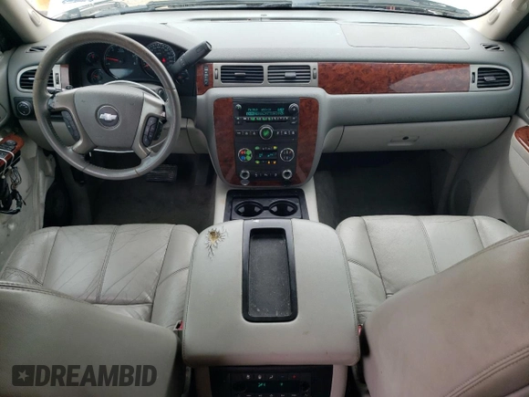 2012 Chevrolet Suburban LT с VIN 1GNSCJE06CR235539, выставлен на аукционе Copart как лот 55355805 с пробегом 288 967 миль миль и Списание • Salvage title. История ставок и продаж доступна на DreamBid. Изображение 8.
