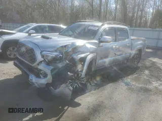 2023 Toyota Tacoma SR z VIN 3TMCZ5AN6PM539899, wystawiony jako Copart lot #52238445 z przebiegiem 30 070 mil mil oraz Szkoda całkowita • Salvage title. Historia ofert i sprzedaży dostępna na DreamBid. Obrazek 1.