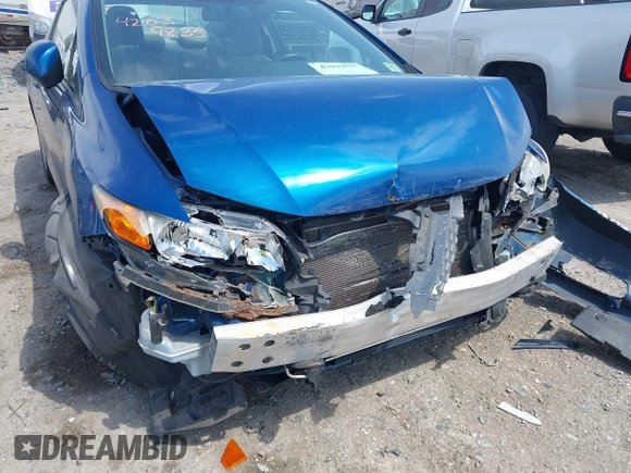 2012 Honda Civic Cpe LX with VIN 2HGFG3B53CH548740, listed as a IAAI auction lot 42039835 with 175,246 mi miles. Bid and sale history available at carsss.com. Image 6.