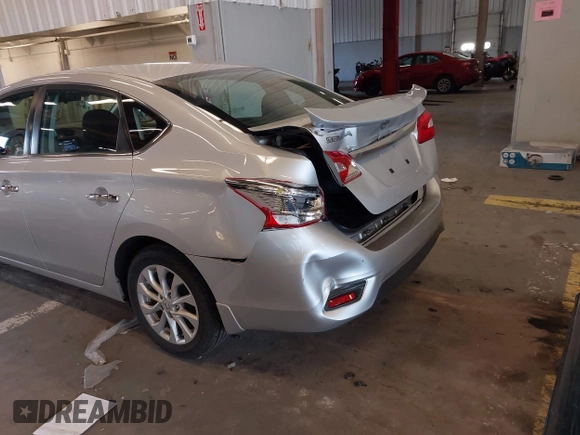 2019 Nissan Sentra SR with VIN 3N1AB7AP6KY381349, listed as a IAAI auction lot 41949705 with 39,798 mi miles and . Bid and sale history available at DreamBid. Image 6.