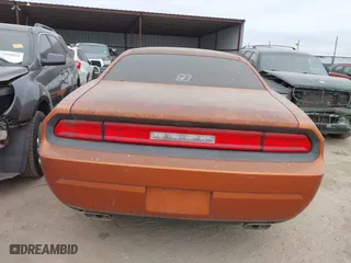 2011 Dodge Challenger with VIN 2B3CJ4DG8BH596175, listed as a IAAI auction lot 41686531 with 123,095 mi miles. Bid and sale history available at carsss.com. Image 17.