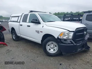 2023 Ram 1500 Tradesman z VIN 1C6RR7FT4PS588854, wystawiony jako IAAI lot #42114085 z przebiegiem 24 403 mil mil oraz . Historia ofert i sprzedaży dostępna na DreamBid. Obrazek 1.