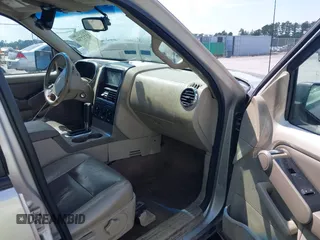 2007 Ford Explorer XLT with VIN 1FMEU63E87UB50845, listed as a IAAI auction lot 42213740 with 175,568 mi miles and . Bid and sale history available at DreamBid. Image 5.
