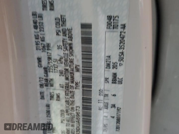 2013 Ford Escape SE z VIN 1FMCU9G93DUA69673, wystawiony jako Copart lot #61017055 z przebiegiem 204 095 mil mil oraz Czysty tytuł • Clean title. Historia ofert i sprzedaży dostępna na DreamBid. Obrazek 13.