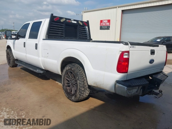 2014 Ford F-250 XL with VIN 1FT7W2A65EEA20749, listed as a IAAI auction lot 42334720 with 187,435 mi miles and . Bid and sale history available at DreamBid. Image 3.