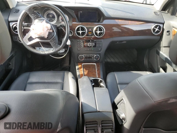 2015 Mercedes-Benz GLK 350 with VIN WDCGG8JB7FG419675, listed as a Copart auction lot 54495065 with 231,259 mi miles and Salvage Title. Bid and sale history available at DreamBid. Image 8.