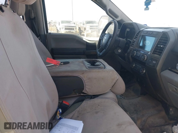 2022 Ford F-250 XL z VIN 1FT7W2B65NED00802, wystawiony jako IAAI lot #41676780 z przebiegiem 164 529 mil mil oraz . Historia ofert i sprzedaży dostępna na DreamBid. Obrazek 5.