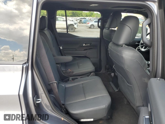 2024 Lexus GX 550 Premium z VIN JTJTBCDX1R5027690, wystawiony jako Copart lot #55492475 z przebiegiem 6 124 mil mil oraz Szkoda całkowita • Salvage title. Historia ofert i sprzedaży dostępna na DreamBid. Obrazek 11.