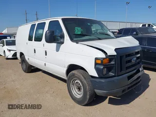 2008 Ford Econoline Cargo Commercial with VIN 1FTNE14W88DA33750, listed as a IAAI auction lot 41997596 with 338,000 mi miles. Bid and sale history available at carsss.com. Image 1.