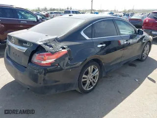 2013 Nissan Altima 3.5 SL with VIN 1N4BL3AP3DN522228, listed as a IAAI auction lot 41791889 with 107,569 mi miles. Bid and sale history available at carsss.com. Image 4.