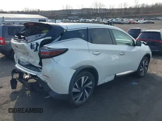 2023 Nissan Murano SL z VIN 5N1AZ2CS3PC134640, wystawiony jako IAAI lot #41790117 z przebiegiem 18 532 mil mil oraz . Historia ofert i sprzedaży dostępna na DreamBid. Obrazek 4.