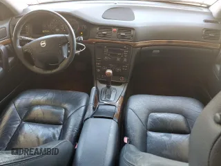 2005 Volvo S80 z VIN YV1TS592351400431, wystawiony jako Copart lot #60192985 z przebiegiem 164 886 mil mil oraz Czysty tytuł • Clean title. Historia ofert i sprzedaży dostępna na DreamBid. Obrazek 8.
