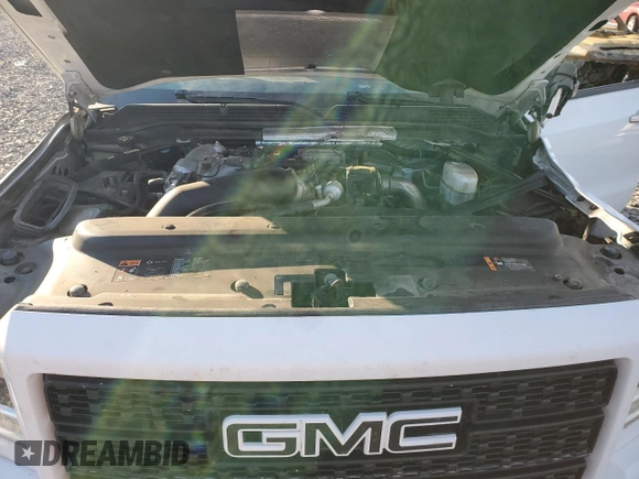 2019 GMC Sierra 2500HD Denali with VIN 1GT12SEY2KF132248, listed as a Copart auction lot 84638294 with 89,115 mi miles and Salvage Title. Bid and sale history available at carsss.com. Image 12.