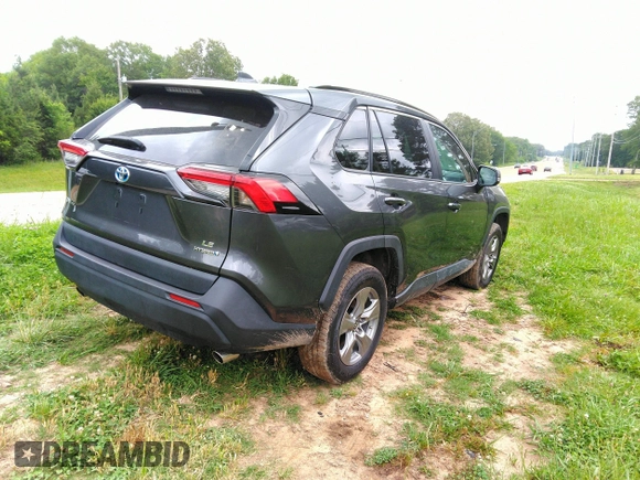 2023 Toyota RAV4 Hybrid LE z VIN 4T3MWRFV4PU090900, wystawiony jako IAAI lot #42299116 z przebiegiem 61 177 mil mil oraz . Historia ofert i sprzedaży dostępna na DreamBid. Obrazek 4.