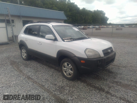 2007 Hyundai Tucson SE with VIN KM8JN72D97U485574, listed as a IAAI auction lot 42180222 with 128,098 mi miles and . Bid and sale history available at DreamBid. Image 1.