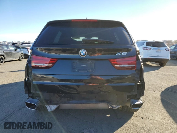 2014 BMW X5 xDrive35d with VIN 5UXKS4C52E0J95994, listed as a Copart auction lot 85813704 with 137,107 mi miles and Salvage Title. Bid and sale history available at carsss.com. Image 6.