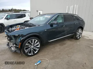 2024 Cadillac LYRIQ Luxury z VIN 1GYKPSRL5RZ113071, wystawiony jako Copart lot #47227525 z przebiegiem 5386 mil mil oraz Szkody całkowita. Historia ofert i sprzedaży dostępna na DreamBid. Obrazek 1.