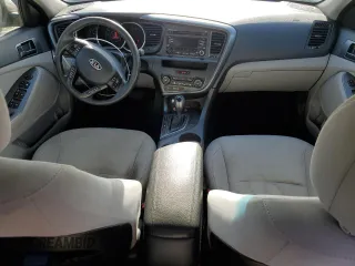 2012 Kia Optima LX z VIN 5XXGM4A7XCG067004, wystawiony jako Copart lot #54222805 z przebiegiem 112 694 mil mil oraz Nie do naprawy • Non repairable. Historia ofert i sprzedaży dostępna na DreamBid. Obrazek 8.