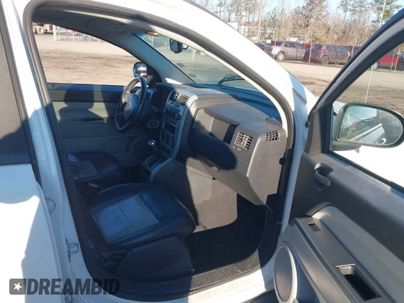2007 Jeep Compass Limited with VIN 1J8FF57W07D193729, listed as a IAAI auction lot 41337781 with 173,928 mi miles. Bid and sale history available at carsss.com. Image 5.