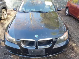 2006 BMW 3 Series 325i with VIN WBAVB13546KR57268, listed as a IAAI auction lot 42002464 with 210,663 mi miles. Bid and sale history available at carsss.com. Image 6.