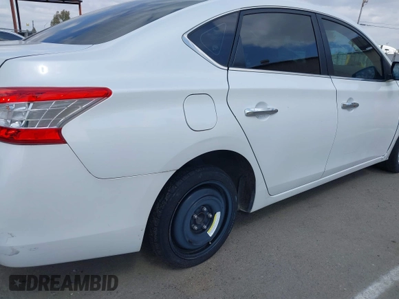 2013 Nissan Sentra SV with VIN 3N1AB7AP5DL645998, listed as a IAAI auction lot 42072709 with 172,077 mi miles. Bid and sale history available at carsss.com. Image 13.