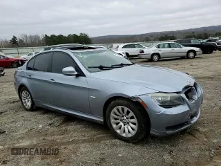 2009 BMW 3 Series 328i z VIN WBAPH77569NM27312, wystawiony jako Copart lot #44302435 z przebiegiem 155 572 mil mil oraz Szkoda całkowita • Salvage title. Historia ofert i sprzedaży dostępna na DreamBid. Obrazek 10.