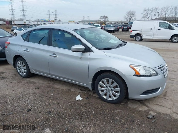 2014 Nissan Sentra SR with VIN 3N1AB7AP1EY268137, listed as a IAAI auction lot 41822136 with 117,038 mi miles. Bid and sale history available at carsss.com. Image 1.