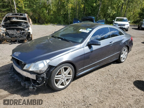 2013 Mercedes-Benz E-Class E 350 with VIN WDDKJ8JB4DF200442, listed as a Copart auction lot 70574794 with 135,940 mi miles and Clean Title. Bid and sale history available at carsss.com. Image 1.