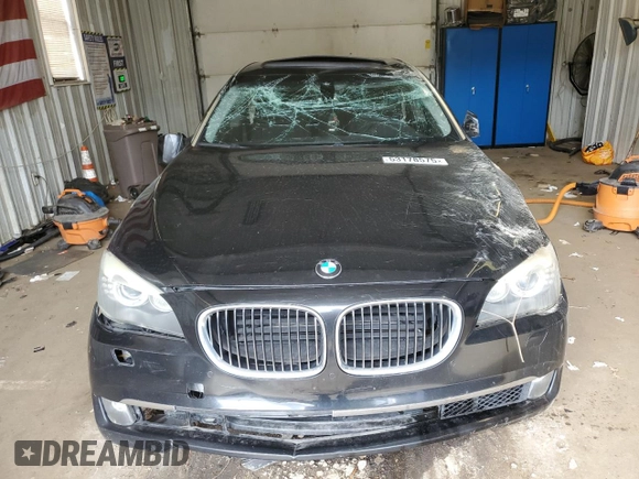 2009 BMW 7 Series 750Li с VIN WBAKB83569CY61944, выставлен на аукционе Copart как лот 53178575 с пробегом Не указан миль и Списание • Salvage title. История ставок и продаж доступна на DreamBid. Изображение 5.