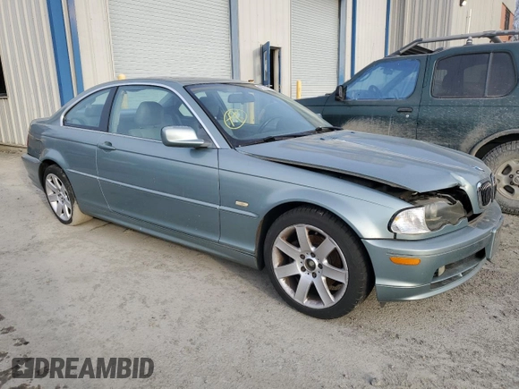 2002 BMW 3 Series 325Ci with VIN WBABN33452PG59471, listed as a Copart auction lot 43534095 with 178,181 mi miles and Salvage title. Bid and sale history available at DreamBid. Image 4.