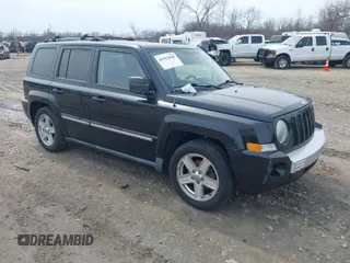 2010 Jeep Patriot Limited with VIN 1J4NF4GB7AD503841, listed as a IAAI auction lot 41992088 with 163,575 mi miles and . Bid and sale history available at carsss.com. Image 1.