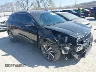 2017 Kia Niro Touring with VIN KNDCE3LC5H5080240, listed as a IAAI auction lot 41760023 with 78,294 mi miles. Bid and sale history available at carsss.com. Image 1.