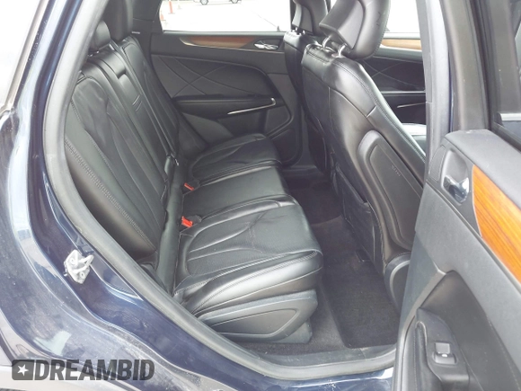 2017 Lincoln MKC Reserve with VIN 5LMCJ3C99HUL71905, listed as a IAAI auction lot 42115218 with 51,796 mi miles and . Bid and sale history available at DreamBid. Image 8.