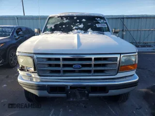 1997 Ford F-250 with VIN 1FTHF26H5VEA55502, listed as a Copart auction lot 81785564 with 317,479 mi miles and Salvage Title. Bid and sale history available at carsss.com. Image 5.