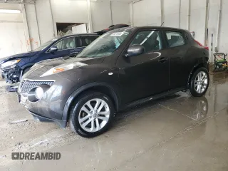 2013 Nissan Juke S z VIN JN8AF5MV4DT211877, wystawiony jako Copart lot #59215485 z przebiegiem 121 206 mil mil oraz Szkoda całkowita • Salvage title. Historia ofert i sprzedaży dostępna na DreamBid. Obrazek 1.