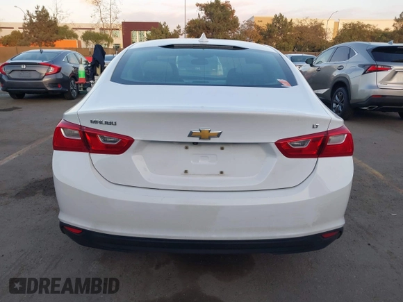 2018 Chevrolet Malibu LT z VIN 1G1ZD5ST2JF275375, wystawiony jako IAAI lot #41436503 z przebiegiem 87 319 mil mil oraz . Historia ofert i sprzedaży dostępna na DreamBid. Obrazek 17.